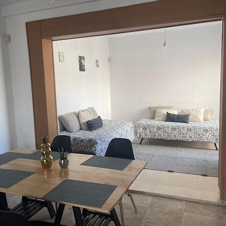 Stelarium-Suite Con Bano Privado En Casa Compartida-Uebica2 Mairena del Aljarafe Kültér fotó
