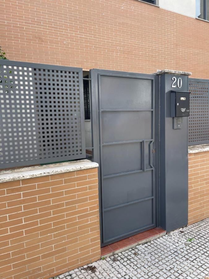 Stelarium-Suite Con Bano Privado En Casa Compartida-Uebica2 Mairena del Aljarafe Kültér fotó