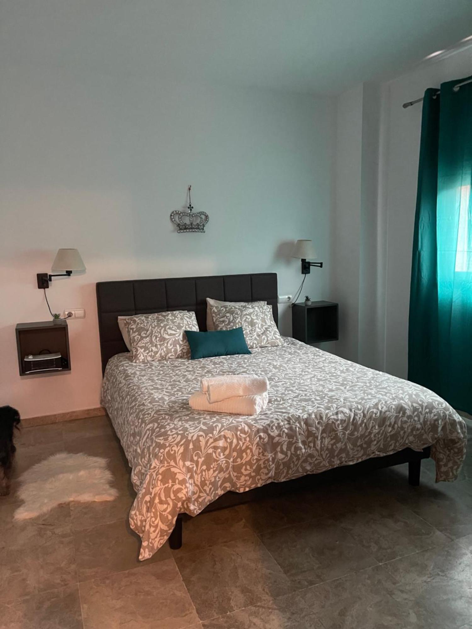 Stelarium-Suite Con Bano Privado En Casa Compartida-Uebica2 Mairena del Aljarafe Kültér fotó