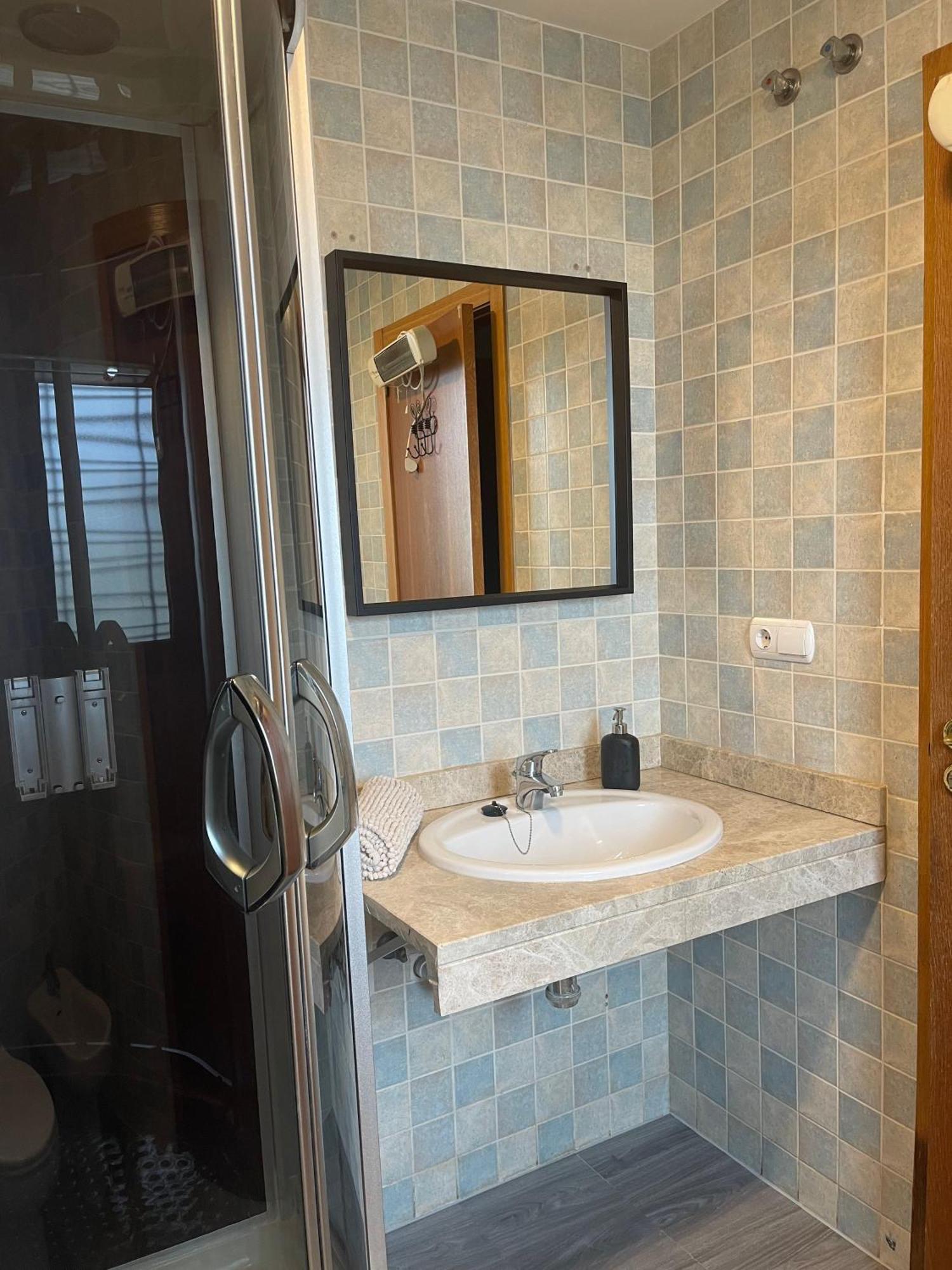 Stelarium-Suite Con Bano Privado En Casa Compartida-Uebica2 Mairena del Aljarafe Kültér fotó